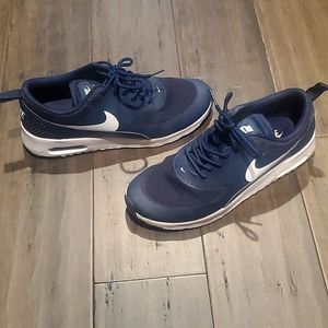 Women's Nike Sneakers 👟